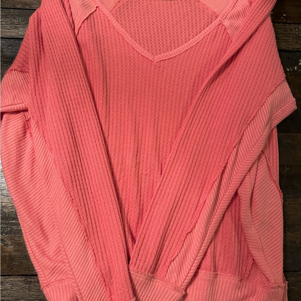 We The Free Coral V-Neck - Picture 2 of 3